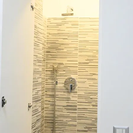Casa Karas 아파트